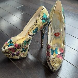 🟣 SNAKESKIN & BUTTERFLY PRINT PEEP TOE PLATFORM HELEN PUMPS SIZE 8.5